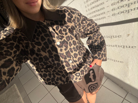 Leopard Contrast Collar Jacket