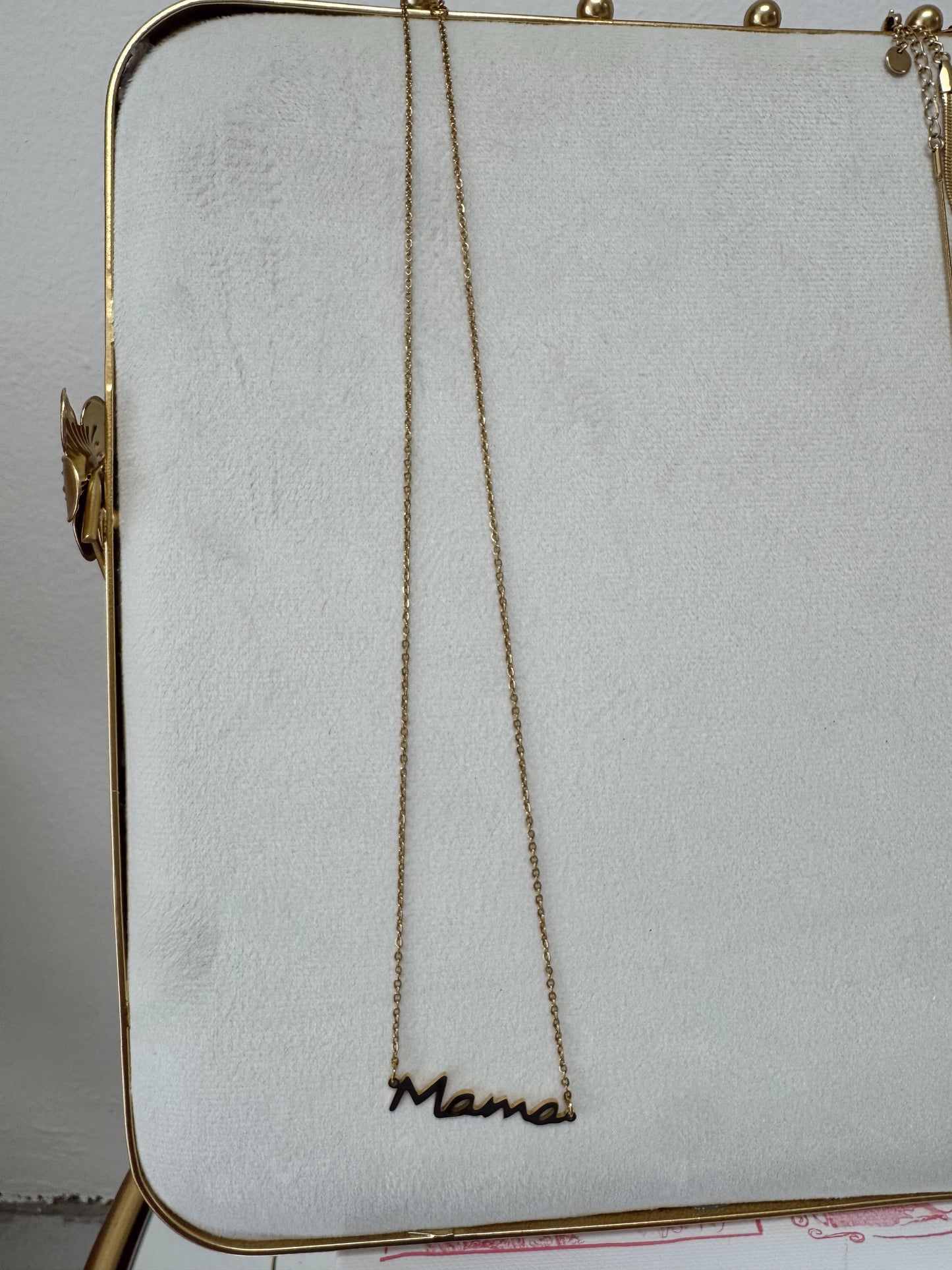 Mamá Necklace