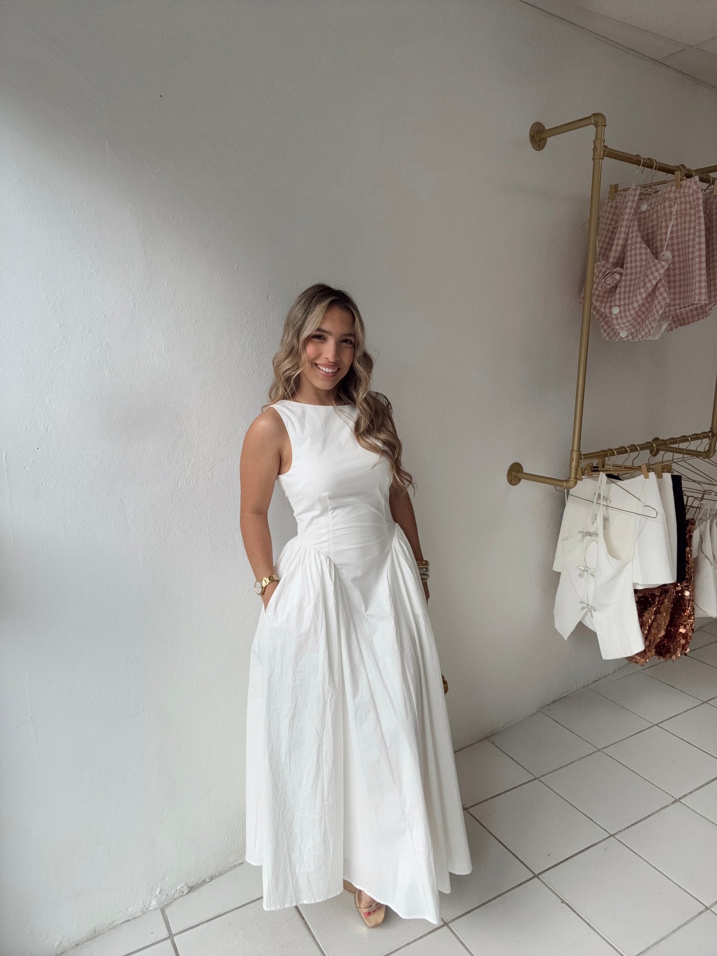 Poplin Sleeveless Midi Dress