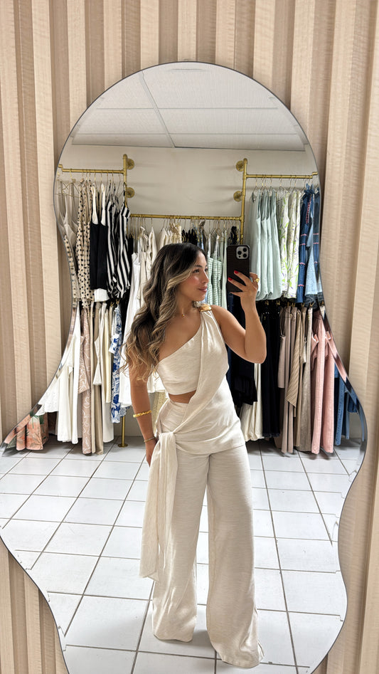 One Shoulder Cut Out Set